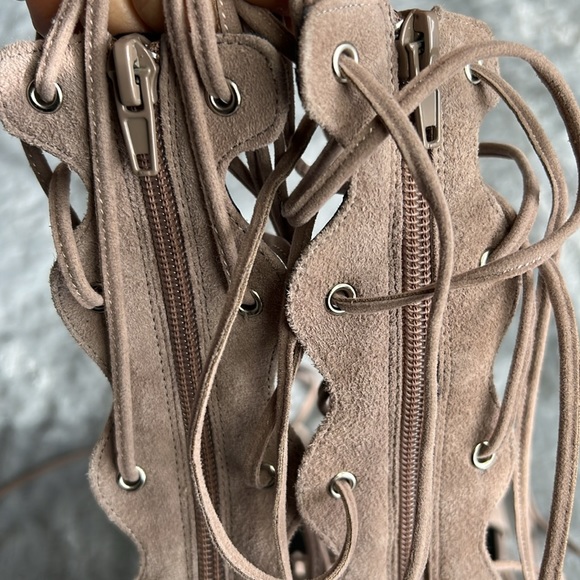 🎯Jeffrey Campbell Bryn Gladiator Sandals Taupe Size 6 - Picture 12 of 15